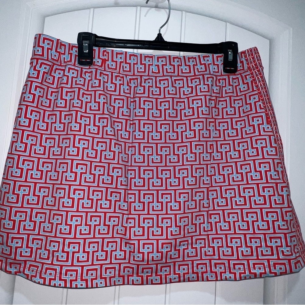 J. McLaughlin Women’s Red Aztec Golf Skort Size XL - Picture 3 of 6